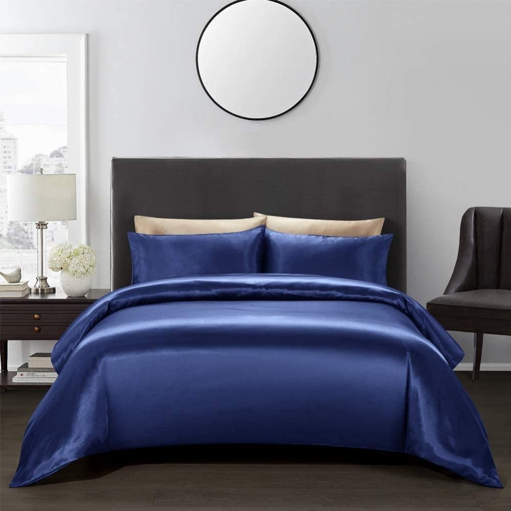Satin Sheets: image 4